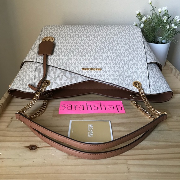 🌼Michael Kors Purse - Picture 4 of 13